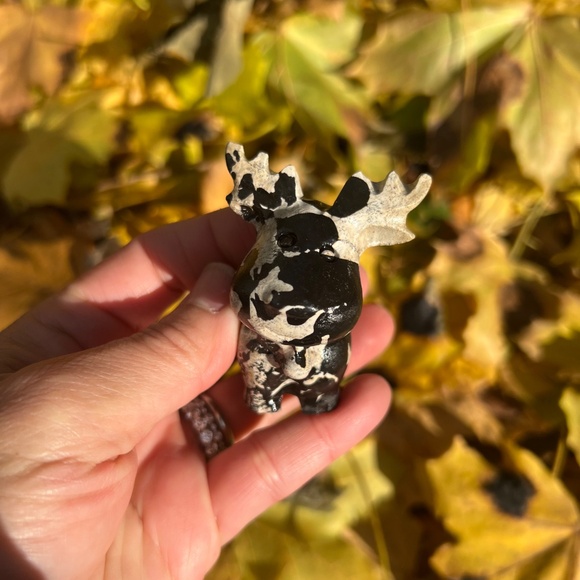 Picture (1) Jasper moose carving | crystal - Picture 3 of 14